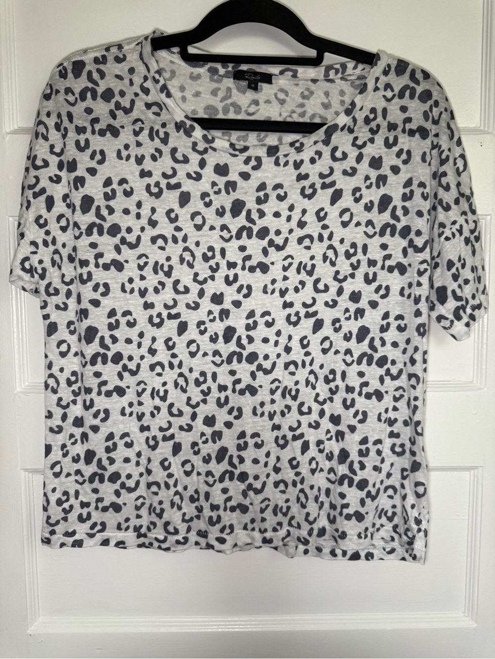 Rails Grey & Black Leopard Print Short Sleeve Tee Scoop Neck M
